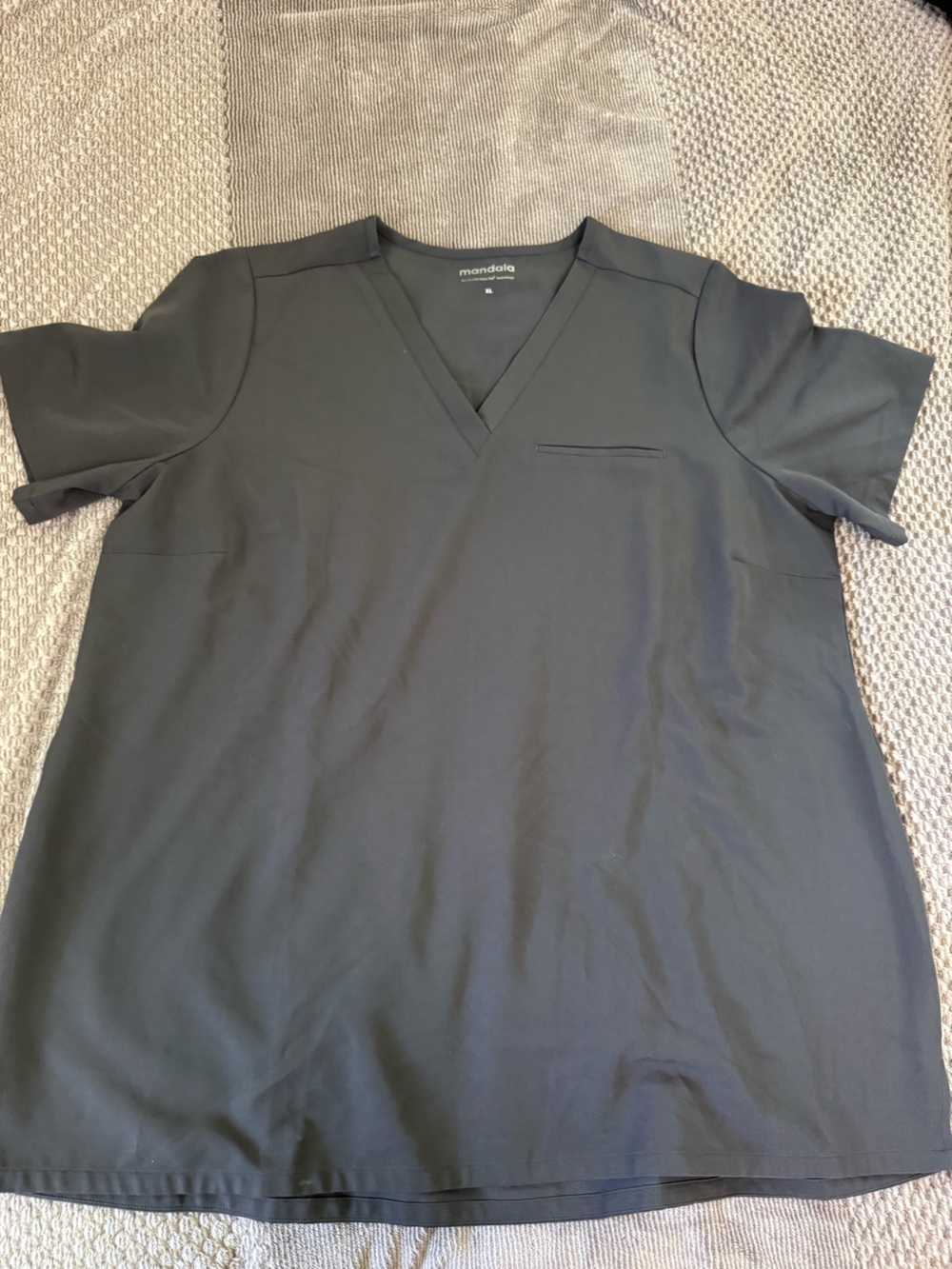 Women's mandala scrub top
